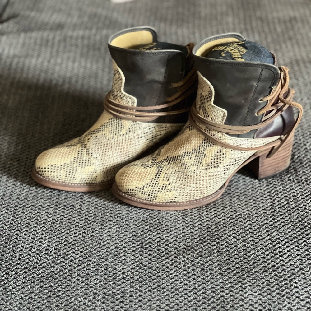 Freebird Snakeskin and Brown Ankle Booties - Picture 3 of 5